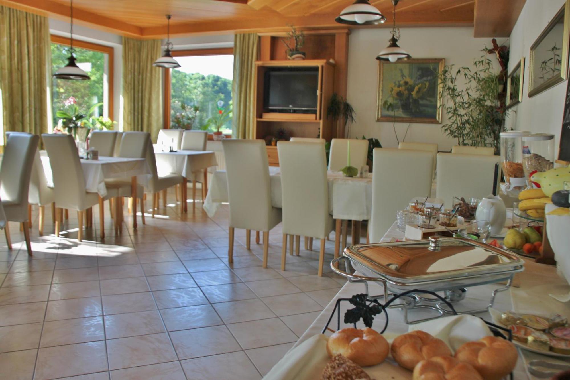 Gasthof-Pension Zum Haugstein - Familie Eder Энгельхартсцелль Экстерьер фото